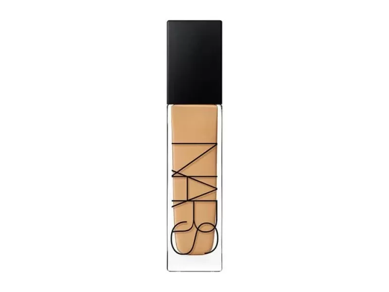 Nars natural radiant longwear medium 4 foundation