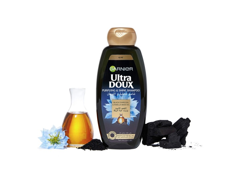 Garnier ultra doux with black charcoal and black seed oil shampoo 600ml